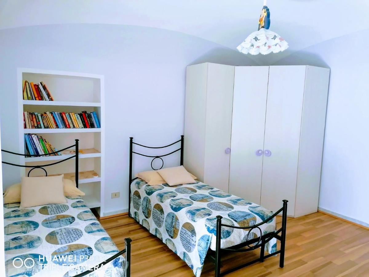 Villa Appuntamento Al porto Savona Exterior foto