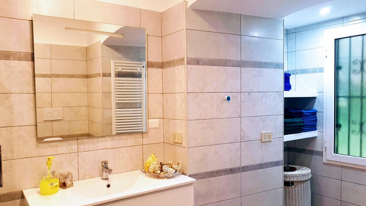 Villa Appuntamento Al porto Savona Exterior foto